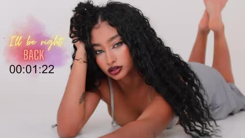 Snapshot of willow_hendrix chatting on 2, 5, 2026 Ms Willow online show from 2, 5, 2026