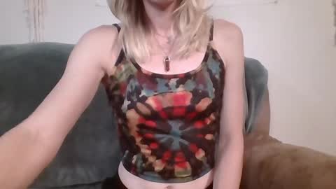 willowxo223 online show from 13, 6, 2026