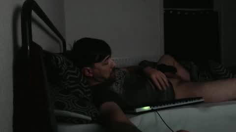 willybewildstone online show from 8, 11, 2025