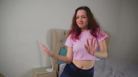 Snapshot of wilmavitanza chatting on 16, 9, 2025 for u Alise online show from 16, 9, 2025
