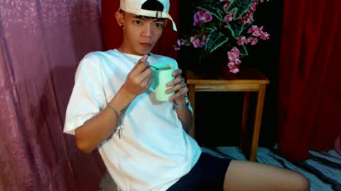 Snapshot of win_boy chatting on 24, 6, 2026 win_boy online show from 24, 6, 2026