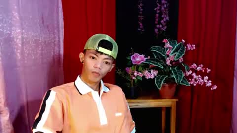 Snapshot of win_boy chatting on 3, 7, 2026 win_boy online show from 3, 7, 2026