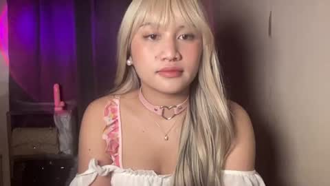 Snapshot of winterkissesx chatting on 4, 8, 2026 Winter online show from 4, 8, 2026