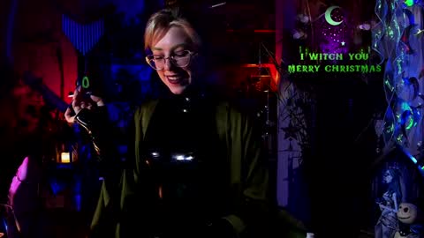 Snapshot of witch_fiona chatting on 28, 12, 2024 Goddess of two strapons - Mr. long Don Mr. Pinky online show from 28, 12, 2024