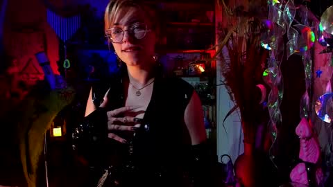 Snapshot of witch_fiona chatting on 16, 1, 2025 Goddess of two strapons - Mr. long Don Mr. Pinky online show from 16, 1, 2025