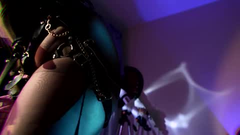 Goddess of two strapons  - Mr. long Don Mr. Pinky online show from 24, 11, 2025