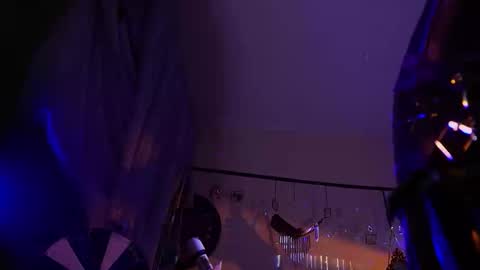 Goddess of two strapons  - Mr. long Don Mr. Pinky online show from 30, 4, 2026
