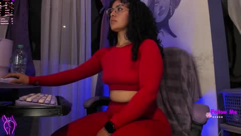     Luna Violeta  A r t i s t  online show from 8, 11, 2025