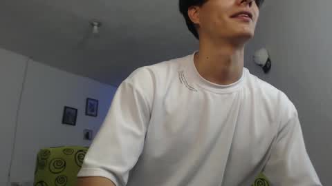 Snapshot of with_ken chatting on 3, 2, 2025 Ken online show from 3, 2, 2025