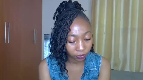 girlie o online show from 8, 3, 2025