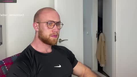Snapshot of wlademarbergs chatting on 2, 2, 2025 Wlademar online show from 2, 2, 2025