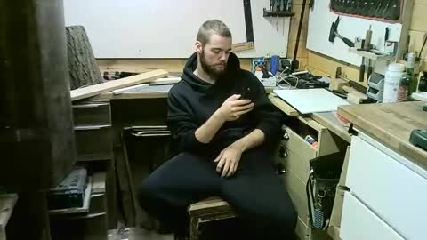 wolf021221 online show from 24, 10, 2025