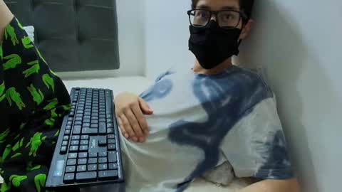  W O L F  online show from 18, 2, 2025