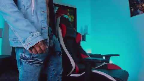 Snapshot of wolferatus chatting on 9, 10, 2025 wolferatus online show from 9, 10, 2025