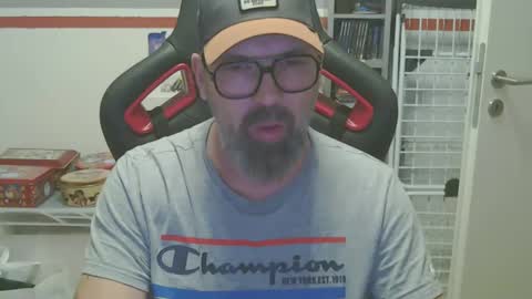 Adam online show from 11, 12, 2024