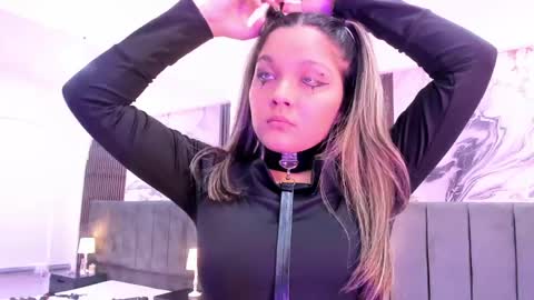 wonderkloe_ online show from 4, 6, 2026