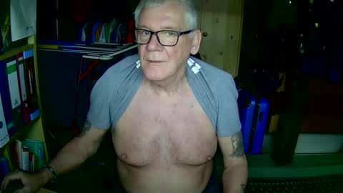 Always Horny online show from 9, 4, 2026