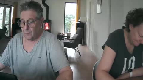 woodwurm and Snoeske online show from 16, 1, 2025