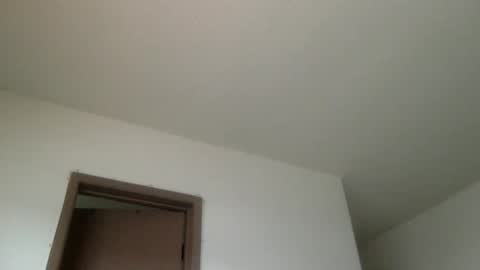 Snapshot of woof_wolf37 chatting on 3, 5, 2026 woof_wolf37 online show from 3, 5, 2026