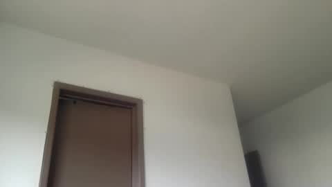 Snapshot of woof_wolf37 chatting on 5, 6, 2026 woof_wolf37 online show from 5, 6, 2026