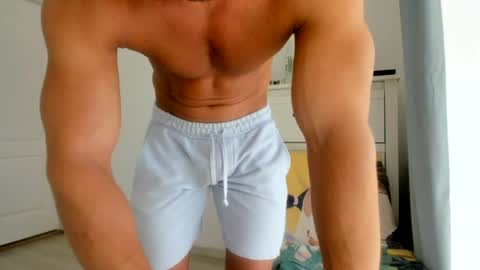 Snapshot of woolfiie chatting on 29, 6, 2026 Wolfie online show from 29, 6, 2026