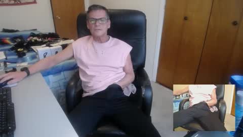 Snapshot of worldlarge chatting on 16, 2, 2025 Large one  online show from 16, 2, 2025