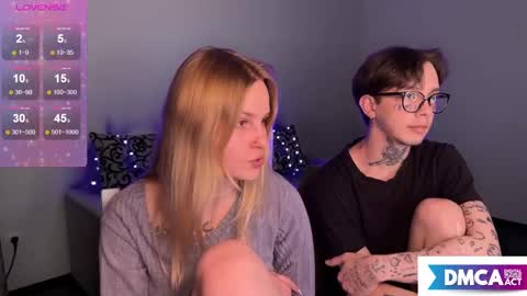 Arnika and Simon online show from 2, 1, 2025