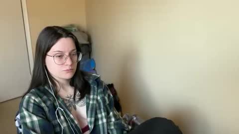 Lucina online show from 17, 1, 2025