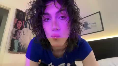 Snapshot of wow_lover chatting on 26, 6, 2026 Glen online show from 26, 6, 2026