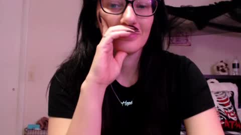 Snapshot of wrenleigh chatting on 14, 6, 2026 Crystal Lake online show from 14, 6, 2026