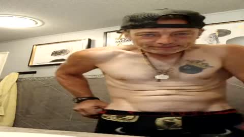 Snapshot of wyomingcowboy9in chatting on 15, 6, 2026 wyomingcowboy9in online show from 15, 6, 2026