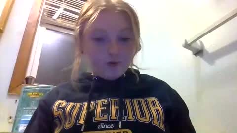 Snapshot of x2kayx2 chatting on 11, 9, 2025 x2kayx2 online show from 11, 9, 2025