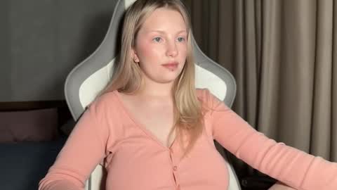 eva online show from 24, 11, 2025