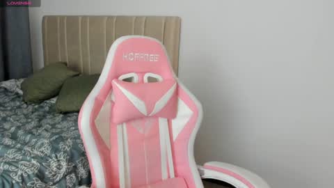 Snapshot of x_allison02x chatting on 8, 1, 2025 Allison online show from 8, 1, 2025