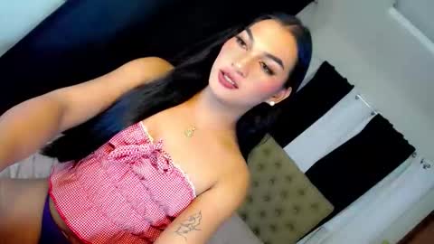 x_aurorascent online show from 17, 11, 2025