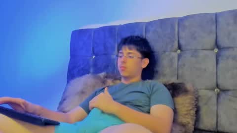 x_miller online show from 16, 9, 2025