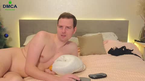 x_sweety_couple_x online show from 12, 12, 2024