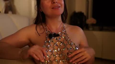 XandraK online show from 15, 4, 2026