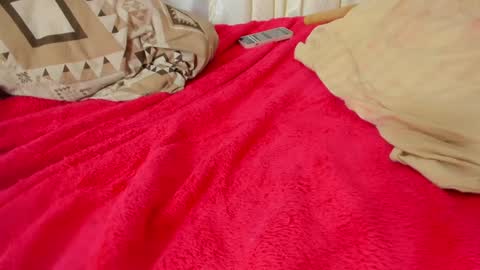 Snapshot of xararouxxx chatting on 19, 12, 2024 S A R A 100K followers online show from 19, 12, 2024