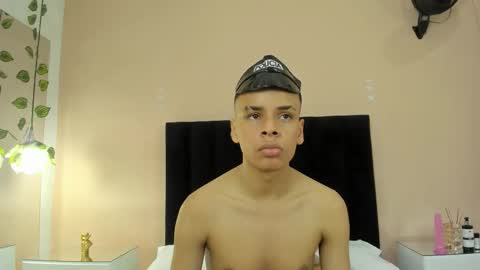 Snapshot of xavier_fox_ chatting on 25, 9, 2025 xavier fox online show from 25, 9, 2025