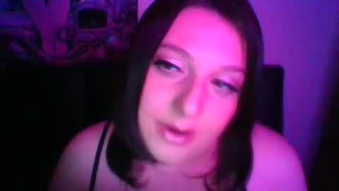 BabyGirl online show from 13, 4, 2026