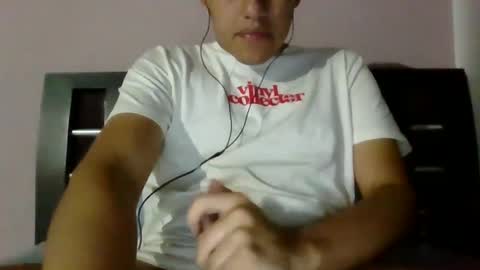 Snapshot of xbasstian_77 chatting on 6, 2, 2025 Sebas online show from 6, 2, 2025