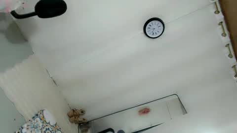 kianna online show from 8, 4, 2026