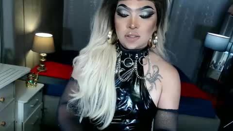 Zhavia online show from 31, 10, 2025