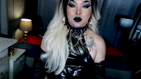 Zhavia online show from 3, 11, 2025