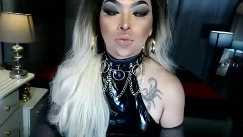 Zhavia online show from 1, 12, 2025