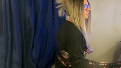 xdresserwithass online show from 19, 12, 2025