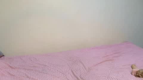 xeenah online show from 18, 2, 2026