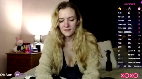 Snapshot of xelliee_rosex chatting on 25, 1, 2025 EllieeRose online show from 25, 1, 2025