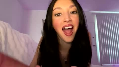 Snapshot of xenadreamx chatting on 3, 5, 2026 xenadreamx online show from 3, 5, 2026